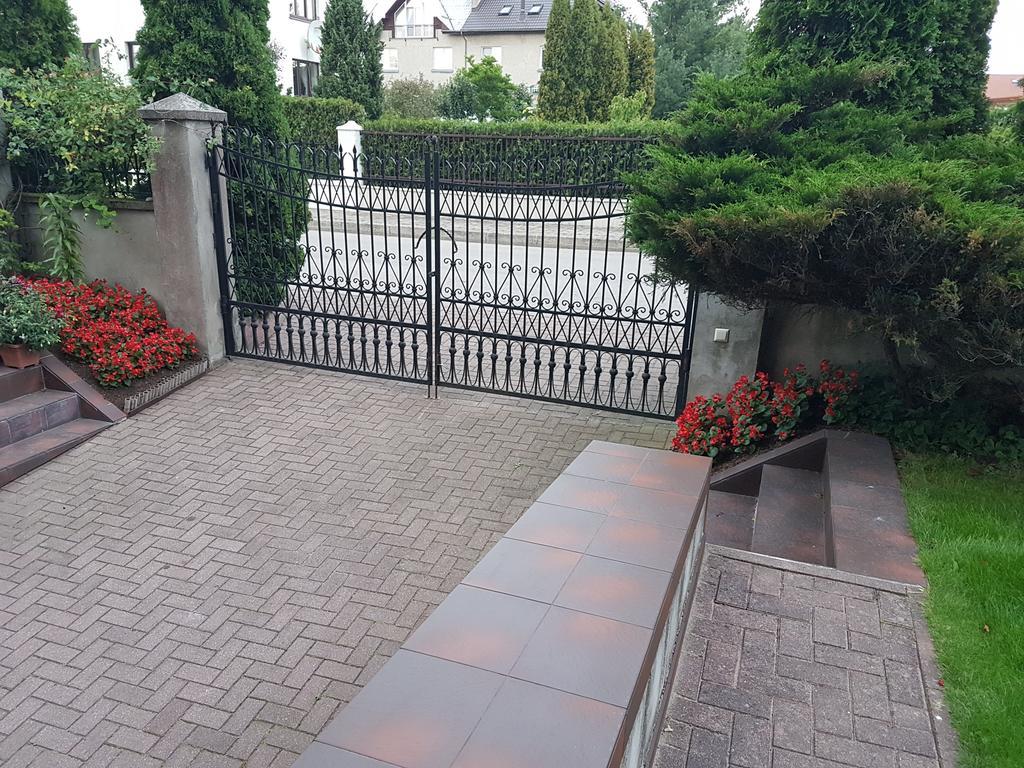Premium Jacuzzi Apartment Klaipeda Exterior photo