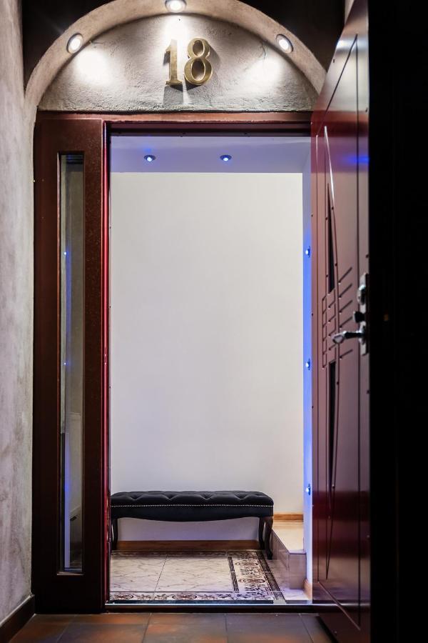 Premium Jacuzzi Apartment Klaipeda Exterior photo